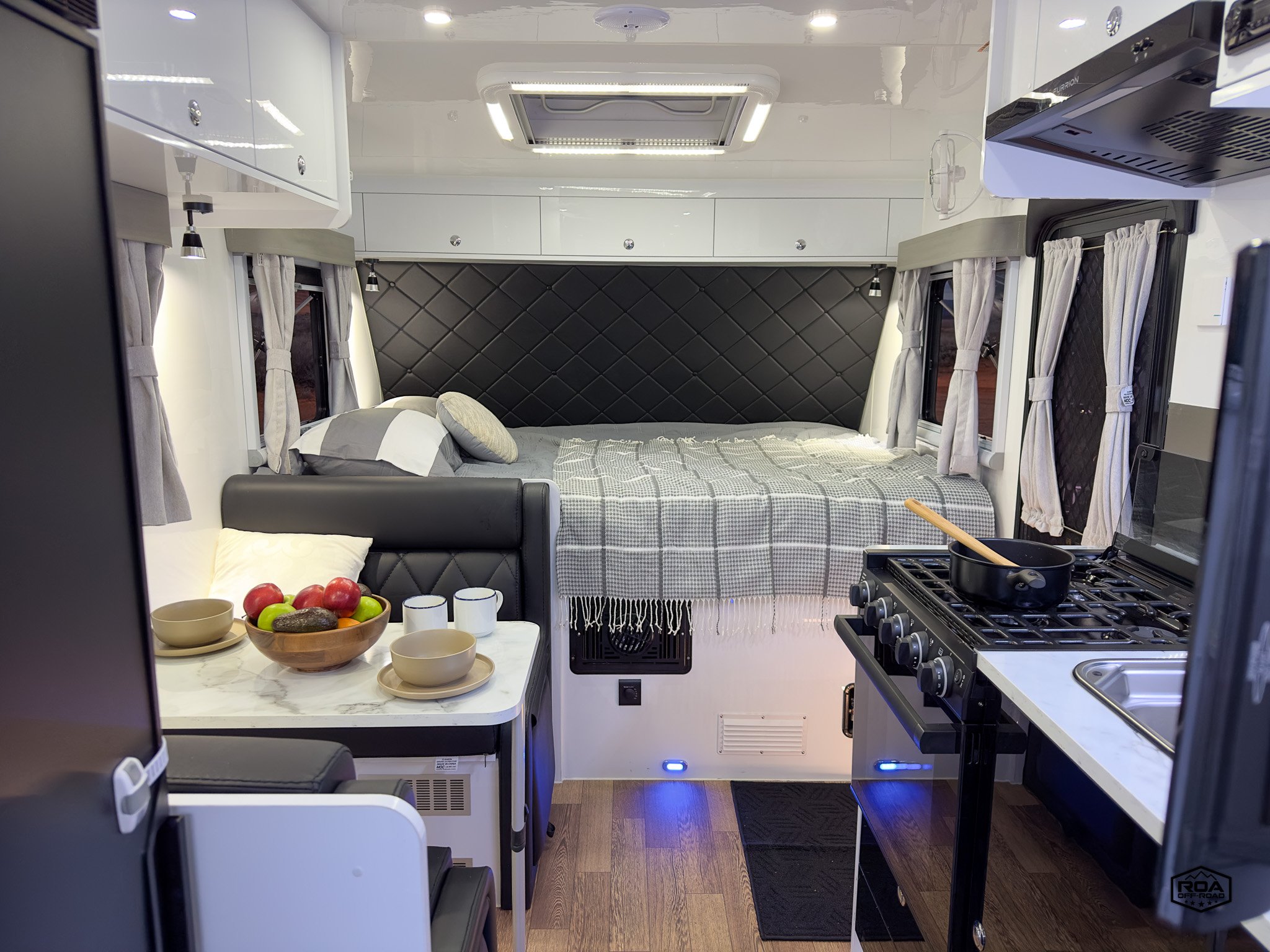 XT16HR East West Interior