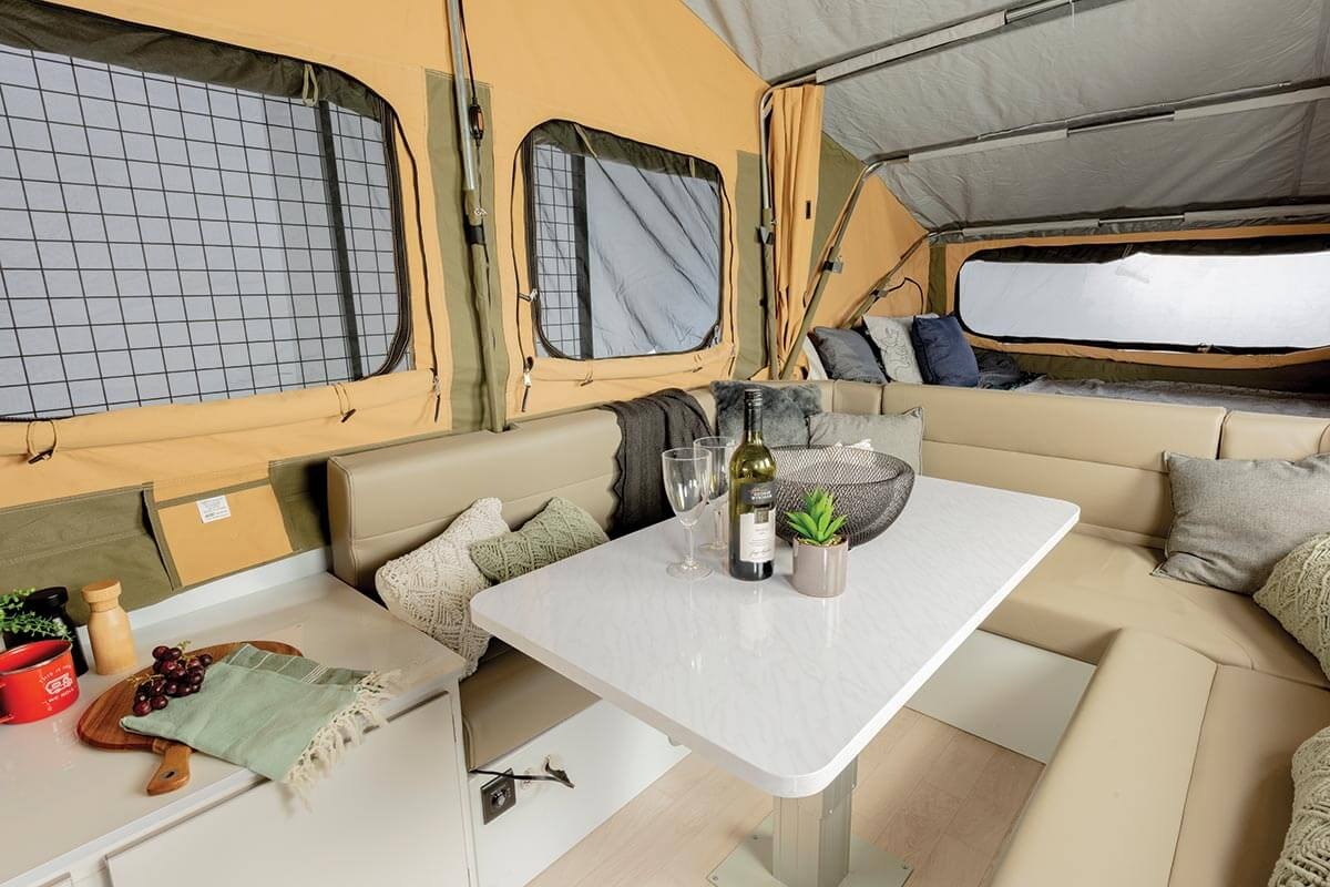 MDC-Robson-XTT-Offroad-Camper-In (1)