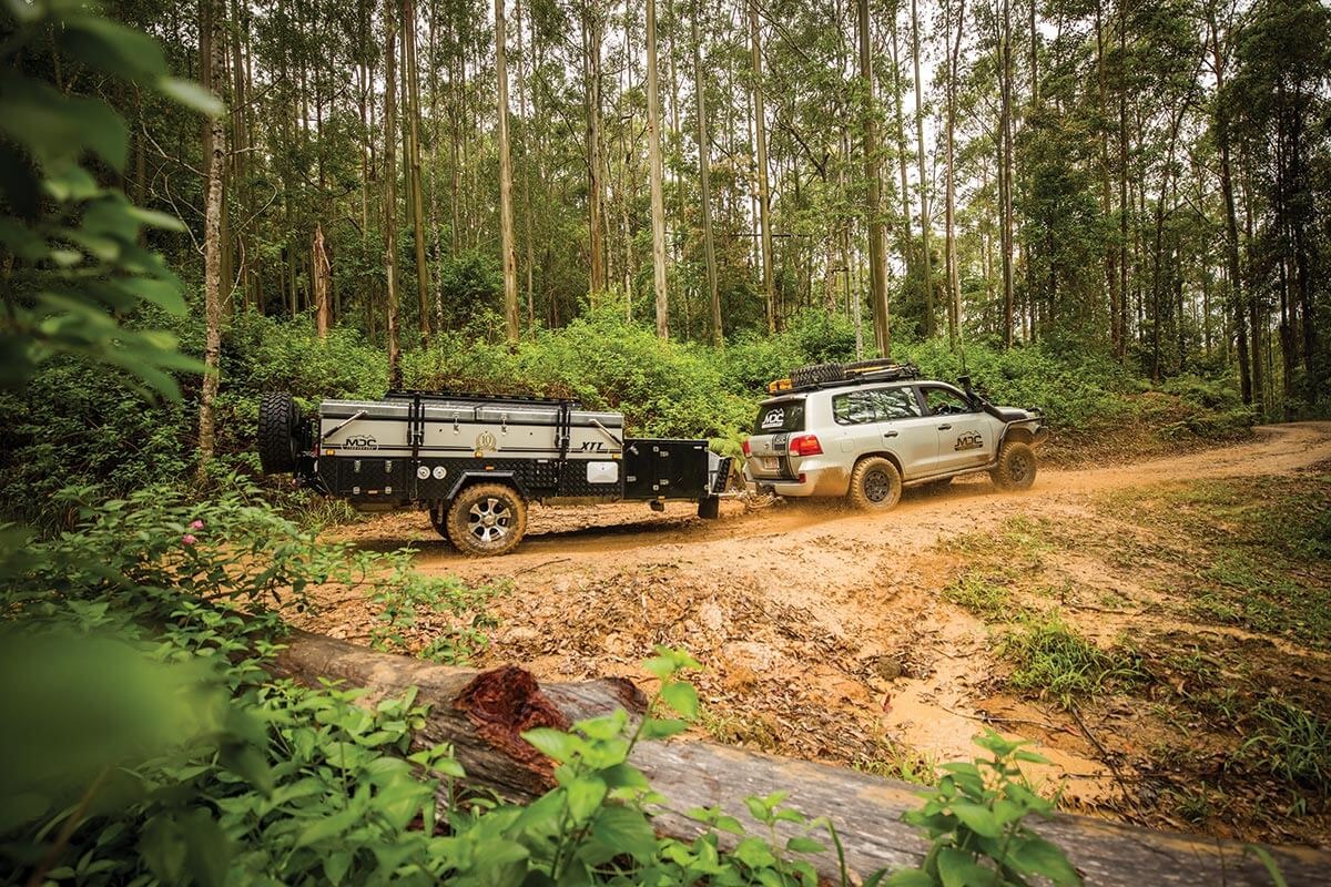 MDC-Robson-XTT-Offroad-Camper-Li (1)