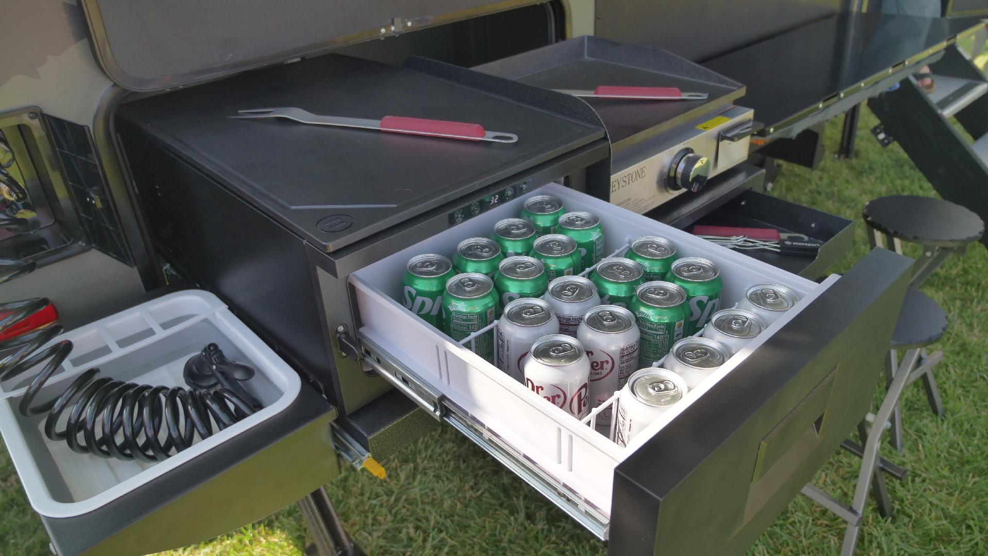 Pause 16.4 Outdoor Kitchen